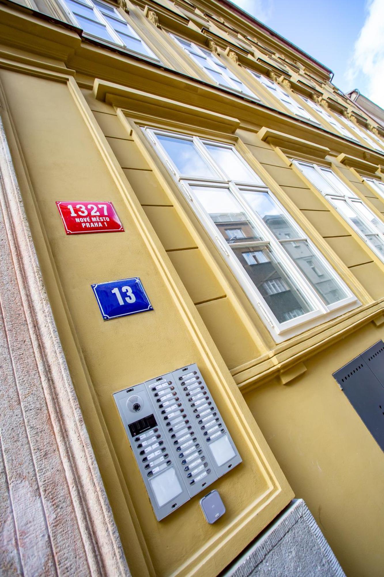 Melody Lägenhet Prag Exteriör bild